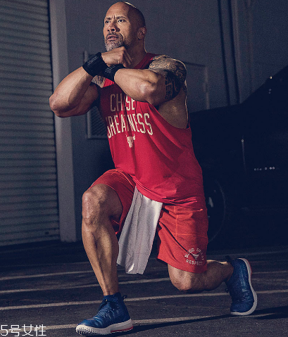 ua project rock 1安德瑪強森簽名鞋發(fā)售日期_多少錢？