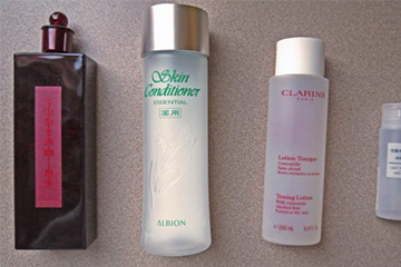 嬌韻詩(shī)和資生堂哪個(gè)好？嬌韻詩(shī)和資生堂精華哪個(gè)好