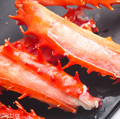 帝王蟹是熟的嗎？帝王蟹是生的熟的？