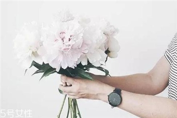 手表電池多久換一次？手表電池能用多長時間？