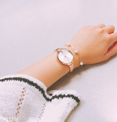 手表電池是鋰電池嗎？手表電池用的是幾號？