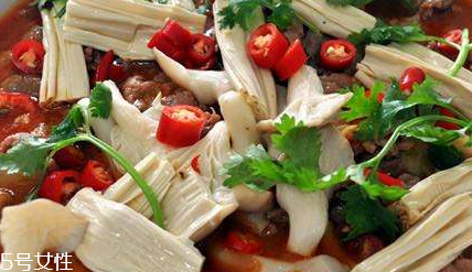 雞血的好處 雞血吃多了有什么好處？