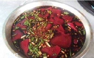 雞血的好處 雞血吃多了有什么好處？