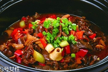 雞血的好處 雞血吃多了有什么好處？