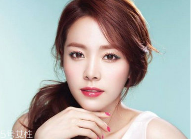 夏季要用面霜嗎 夏季要不要用面霜 夏季要用面霜嗎 夏季要不要用面霜