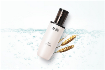 潤膚露和乳液有什么區(qū)別 潤膚露和乳液的區(qū)別 潤膚露和乳液有什么區(qū)別 潤膚露和乳液的區(qū)別