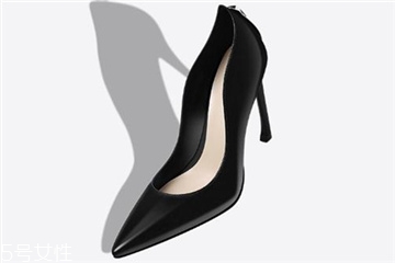 夏天穿什么高跟鞋好看？夏天適合穿什么高跟鞋？