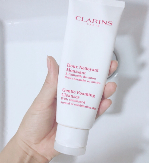 嬌韻詩洗面奶是皂基嗎？嬌韻詩洗面奶是氨基酸嗎