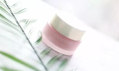 嬌韻詩(shī)面霜適合年齡？嬌韻詩(shī)面霜適合膚質(zhì)