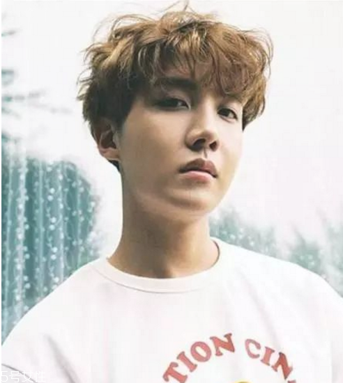 2018男生紋理燙多少錢 男士紋理燙發(fā)型圖2018 2018男生紋理燙多少錢 男士紋理燙發(fā)型圖2018