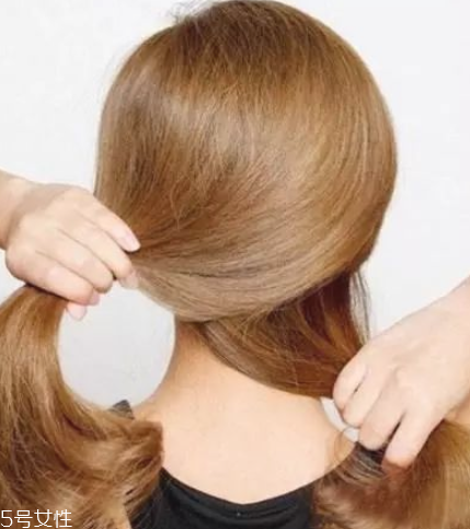 自己怎么扎馬尾好看 好看的馬尾辮扎法 自己怎么扎馬尾好看 好看的馬尾辮扎法
