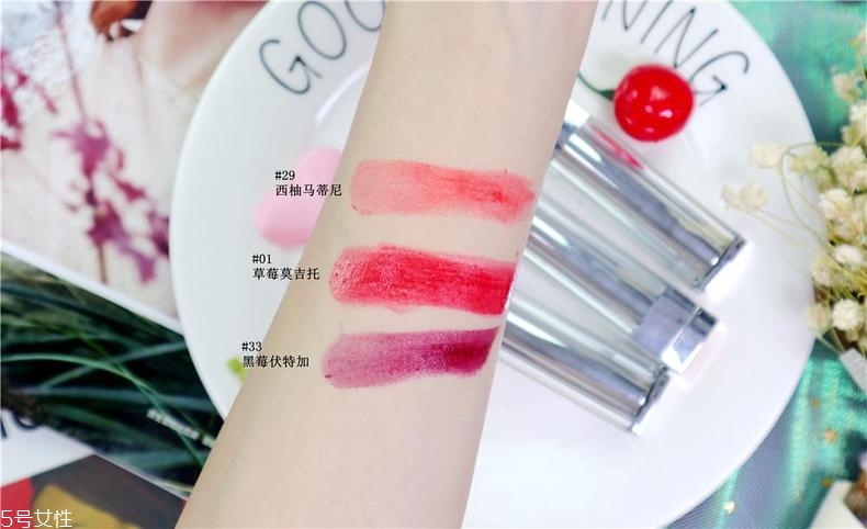 美寶蓮小燈管2018限量色哪個好看？哪個適合黃皮？