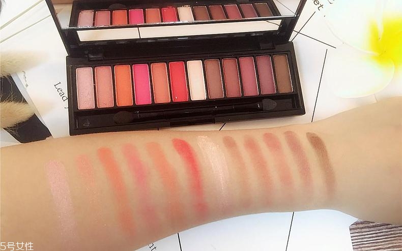 泰國atreus十二色眼影怎么樣 泰國atreus十二色眼影試色 泰國atreus十二色眼影怎么樣 泰國atreus十二色眼影試色