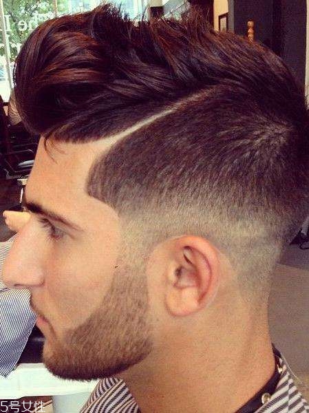 男生夏天適合什么短發(fā)發(fā)型 25款各種風格潮男發(fā)型