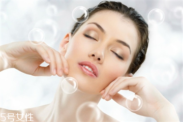 去角質(zhì)是干臉好還是濕臉好 去角質(zhì)是干臉還是濕臉 去角質(zhì)是干臉好還是濕臉好 去角質(zhì)是干臉還是濕臉