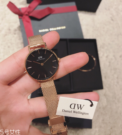 手表型號怎么看？手表型號在哪里看？