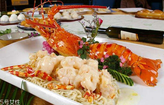 波士頓龍蝦死了還能吃嗎？死的波士頓龍蝦能吃嗎？