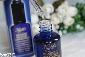 精華液是水嗎？精華液是什么做的？