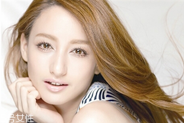 去角質(zhì)可以去粉刺嗎 去角質(zhì)能去粉刺嗎 去角質(zhì)可以去粉刺嗎 去角質(zhì)能去粉刺嗎