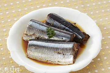 青魚能做魚干嗎？青魚怎么做成魚干？