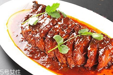 青魚禁忌食材 青魚不能和什么一起吃？