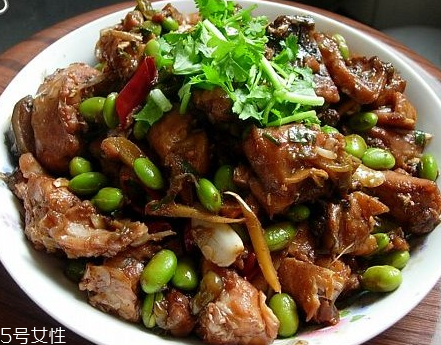 青魚禁忌食材 青魚不能和什么一起吃？