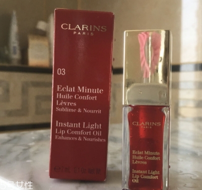 嬌韻詩(shī)唇釉需要卸嗎？嬌韻詩(shī)唇油怎么卸