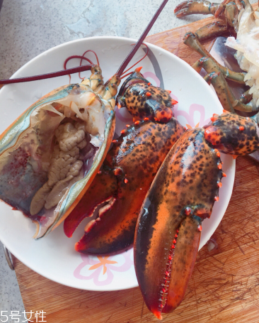 波士頓龍蝦和澳洲龍蝦哪個(gè)貴？