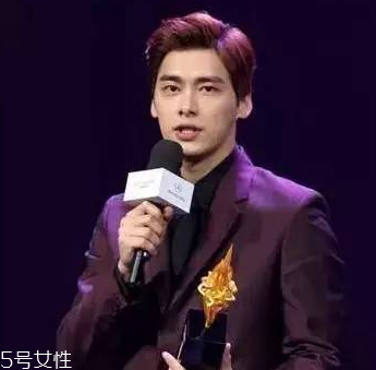 2022韓式齊肩發(fā)型圖片 顯臉小的女生發(fā)型 2022韓式齊肩發(fā)型圖片 顯臉小的女生發(fā)型