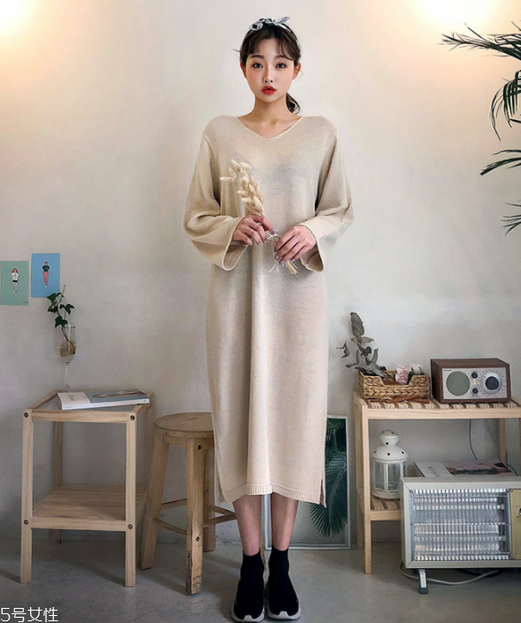 t恤裙怎么搭配鞋子 t恤裙搭配技巧 t恤裙怎么搭配鞋子 t恤裙搭配技巧