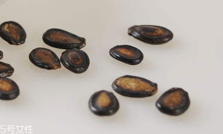 西瓜子是怎么炒的 話梅西瓜子的做法 西瓜子是怎么炒的 話梅西瓜子的做法