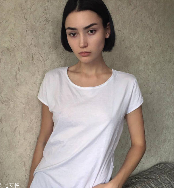 潮牌短袖有哪些 2022夏季潮牌短袖穿搭 潮牌短袖有哪些 2022夏季潮牌短袖穿搭