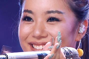 王菊波浪眉怎么畫 王菊同款波浪眉詳細(xì)畫法教程 王菊波浪眉怎么畫 王菊同款波浪眉詳細(xì)畫法教程