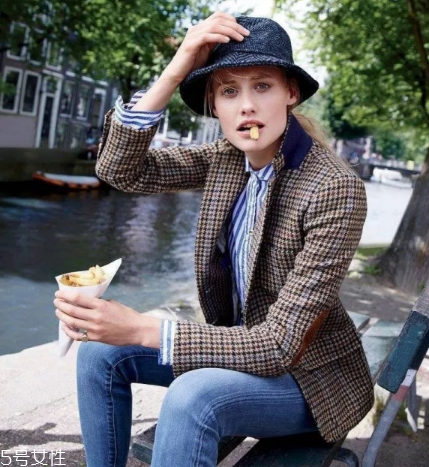 夏天戴什么帽子好看？夏季帽子搭配圖片