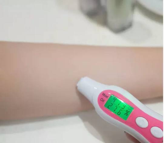 蘭芝紫色隔離好用嗎？黃皮美白利器