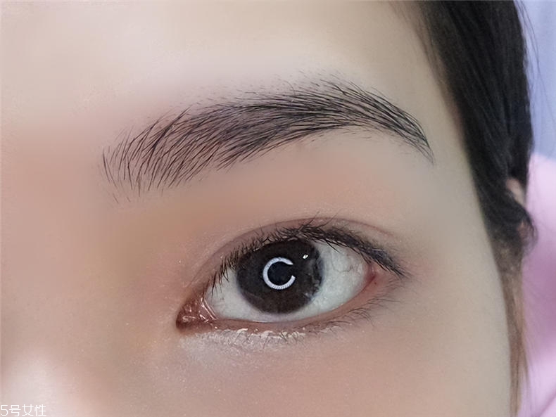 馬卡龍眼影怎么畫 馬卡龍眼妝畫法步驟圖 馬卡龍眼影怎么畫 馬卡龍眼妝畫法步驟圖