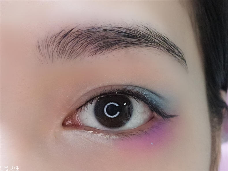 馬卡龍眼影怎么畫 馬卡龍眼妝畫法步驟圖 馬卡龍眼影怎么畫 馬卡龍眼妝畫法步驟圖