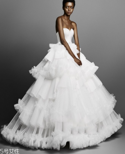 婚紗可以穿別人的嗎？婚紗穿別人的不吉利嗎？