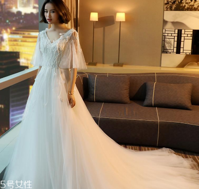 婚紗可以送人嗎？婚紗送人對(duì)婚姻有影響嗎？