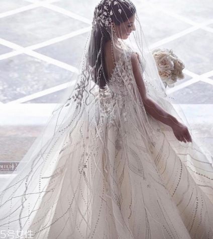 婚紗能干洗嗎？婚紗干洗會有損害嗎？