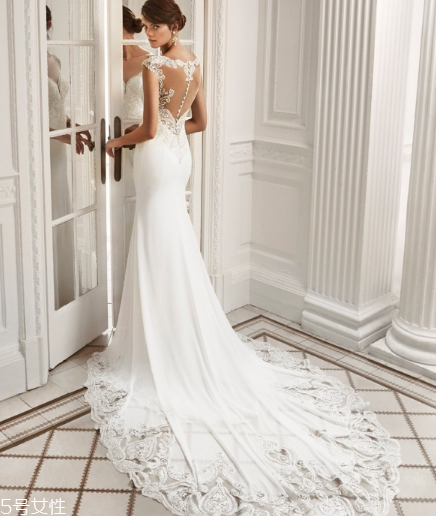 婚紗是男方買還是女方買？婚紗應(yīng)該哪一方買？