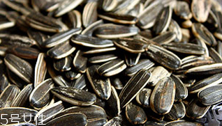葵瓜子殼能吃嗎？葵瓜子殼吃了會(huì)怎樣？