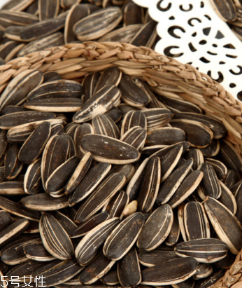 葵瓜子酥的做法？葵瓜子酥好吃嗎？