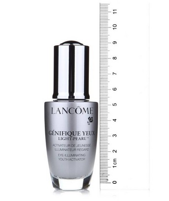 精華液補(bǔ)水嗎？精華液有補(bǔ)水效果嗎？