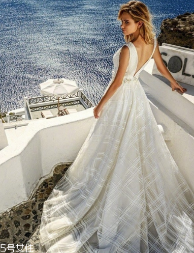 婚紗要幾套？結(jié)婚要準(zhǔn)備幾套婚紗？