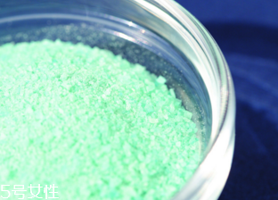 浴鹽的作用是什么 浴鹽的功效與作用 浴鹽的作用是什么 浴鹽的功效與作用
