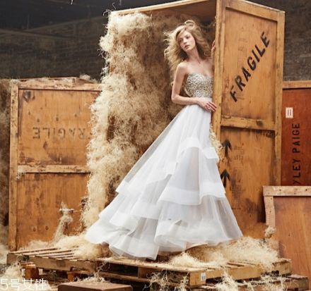 婚紗一定要穿白色的嗎？婚紗可以不穿白色嗎？