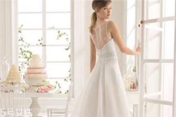 婚紗一定要穿白色的嗎？婚紗可以不穿白色嗎？