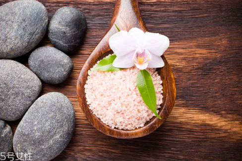 浴鹽可以每天用嗎 浴鹽能天天用嗎 浴鹽可以每天用嗎 浴鹽能天天用嗎