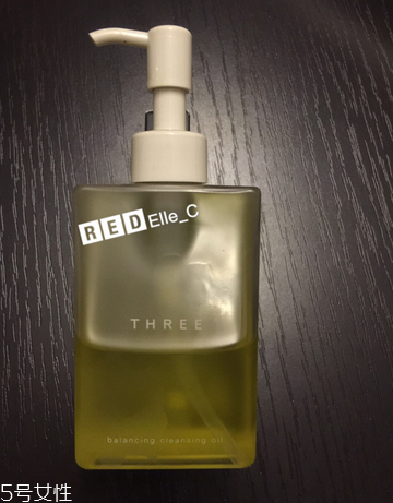 敏感肌用卸妝水還是卸妝油？